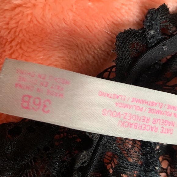 Vs front snap bra! - Picture 3 of 4